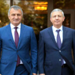 Битаров поздравил жителей Южной Осетии с Днём независимости