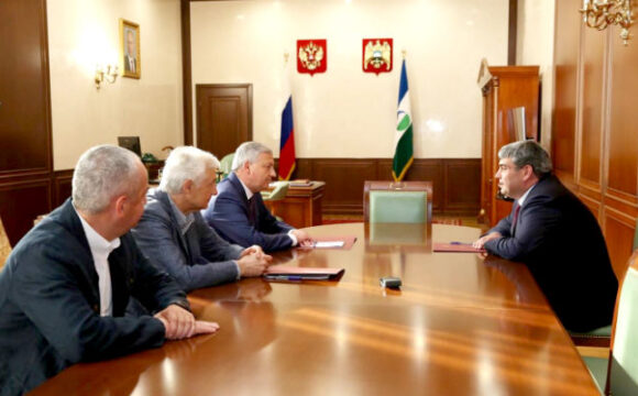 Битаров и Коков обсудили перспективы сотрудничества двух республик