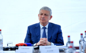 Битаров обсудил создание условий для хлебопекарной промышленности Осетии